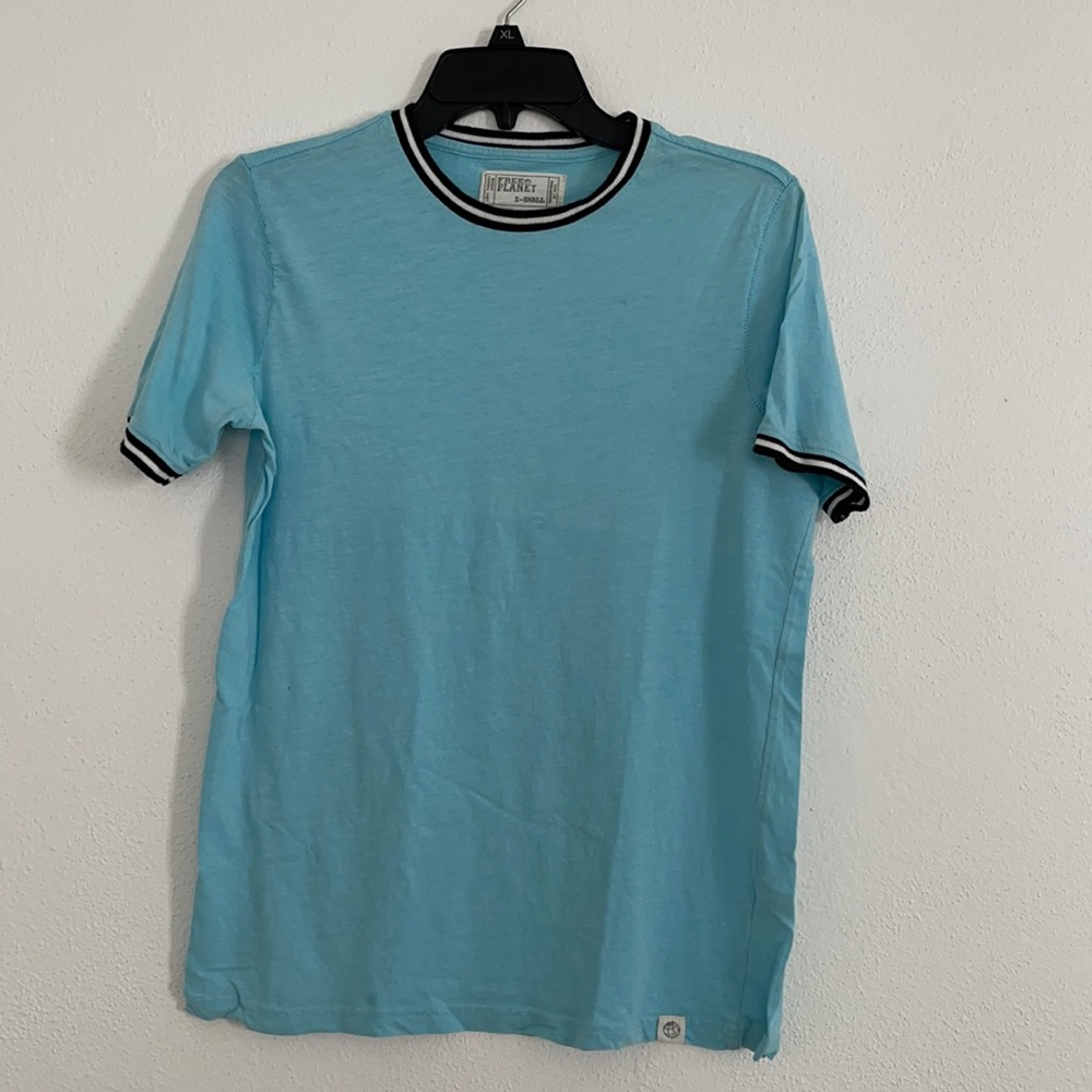 FREE PLANET X-SMALL BLUE T SHIRT